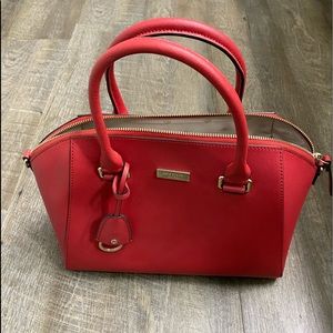 Kate spade red purse with shoulder strap